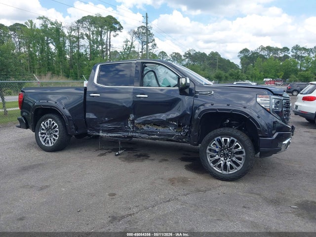 GMC Sierra 1500 4wd  Short Box Denali Ultimate