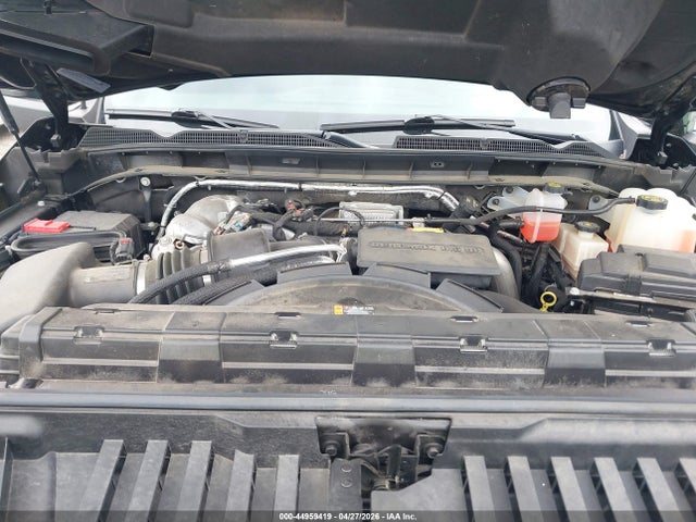 General Motors Sierra 3500HD 4wd  Long Bed At4