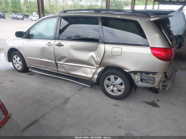 Toyota Sienna Xle