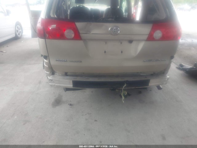 Toyota Sienna Xle