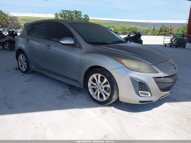 Salvage Mazda Mazda3 Image