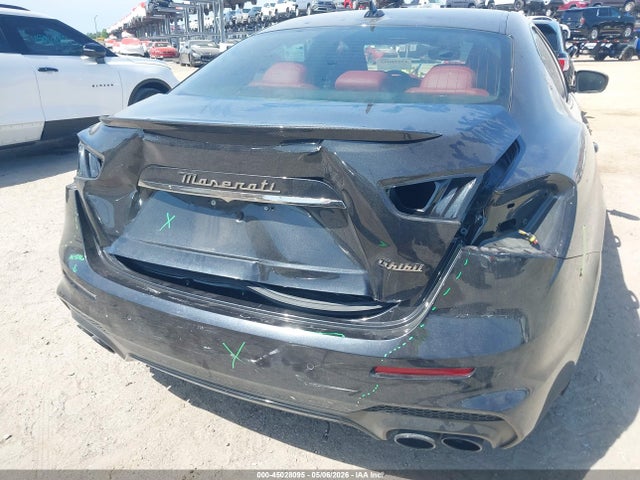 Maserati Ghibli Modena