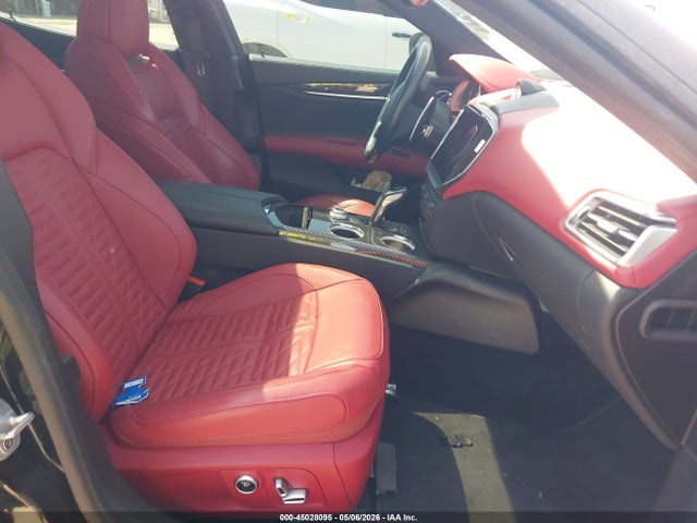 Maserati Ghibli Modena