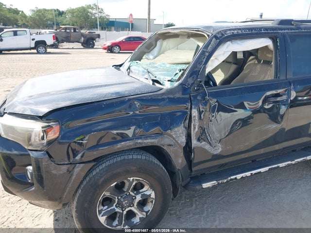 Toyota 4Runner Sr5