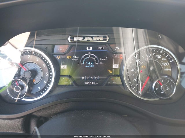 Ram 1500 Laramie  4x4 5'7 Box