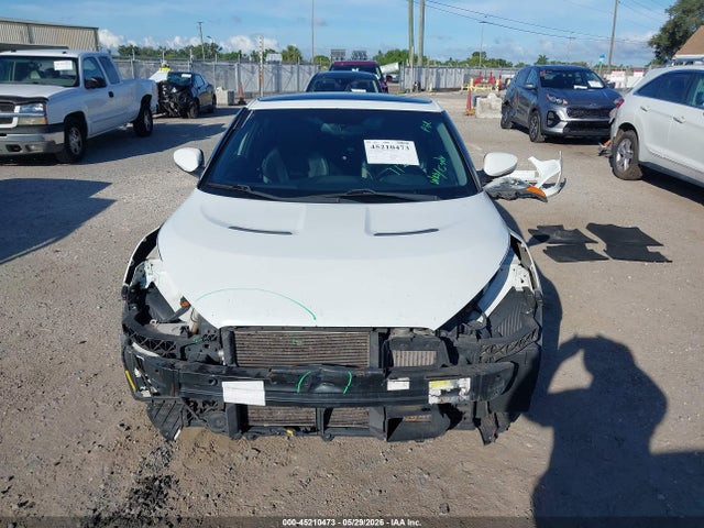 Hyundai VELOSTER Turbo