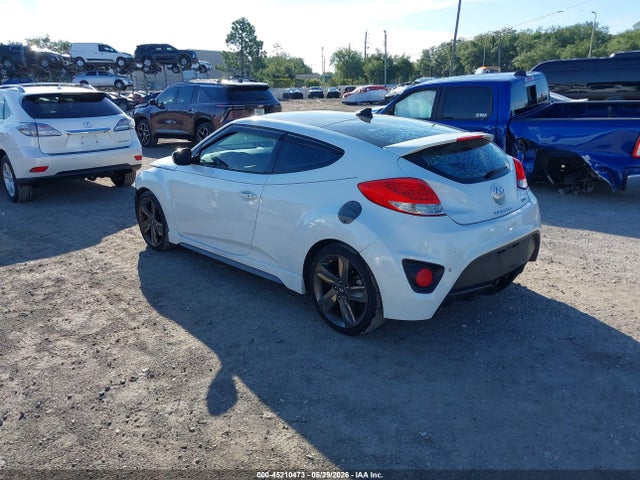 Hyundai VELOSTER Turbo