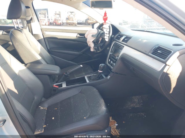 Volkswagen Passat 2.5l Se