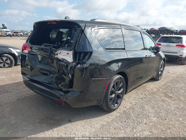 Chrysler Pacifica Touring Plus