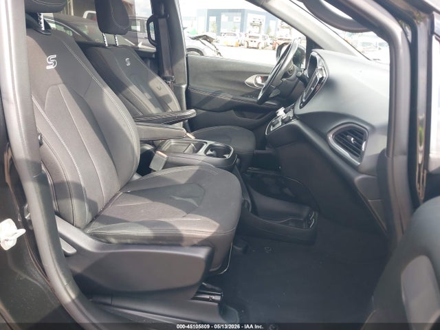 Chrysler Pacifica Touring Plus