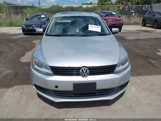 Volkswagen Jetta 2.5l Se