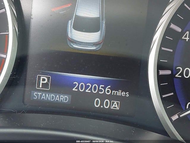INFINITI Q50 Premium