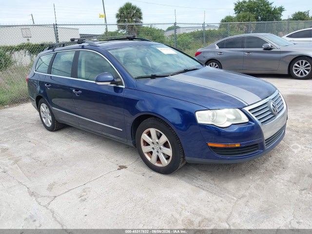 Salvage Volkswagen Passat Image