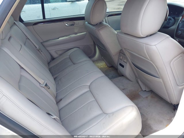 Cadillac DTS Premium Collection