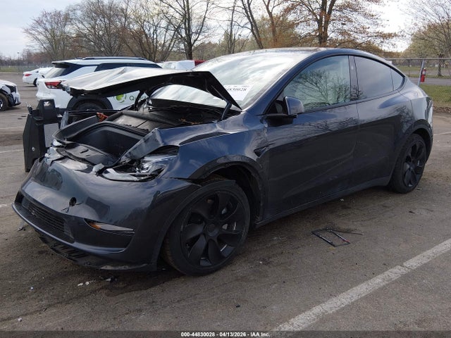 Tesla Model Y Long Range Dual Motor All-wheel Drive