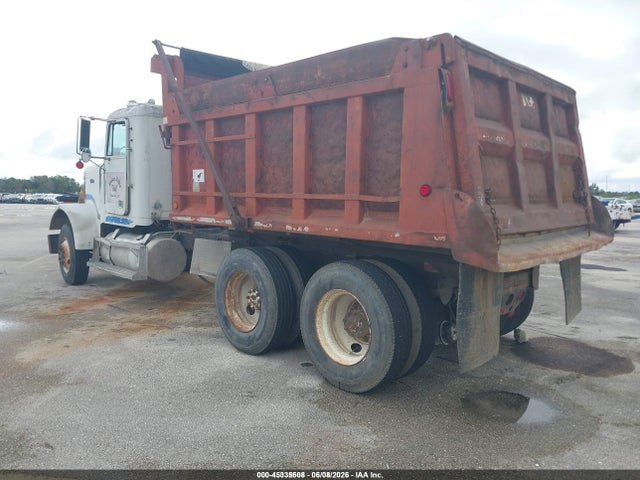 Freightliner Conventional Fld120