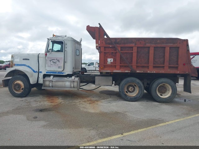 Freightliner Conventional Fld120