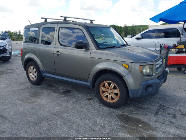 Salvage Honda Element Image