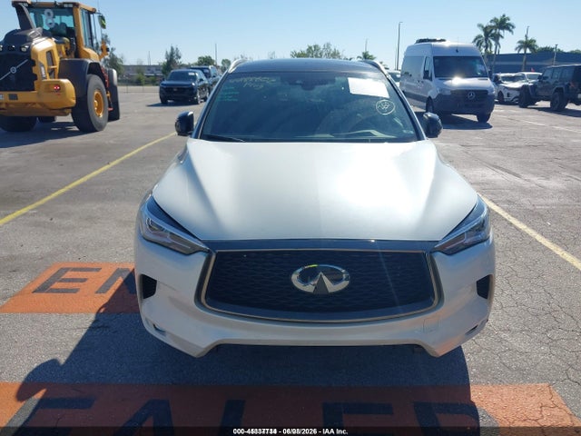 INFINITI Qx Luxe Awd