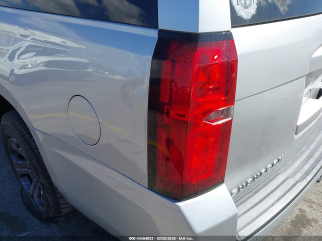 Chevrolet Suburban 1500 Lt