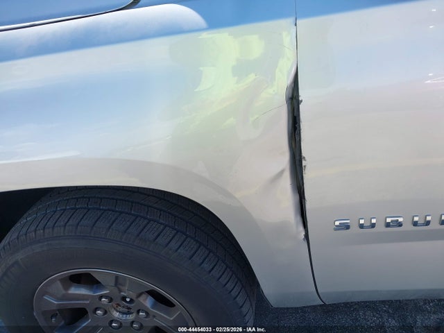 Chevrolet Suburban 1500 Lt