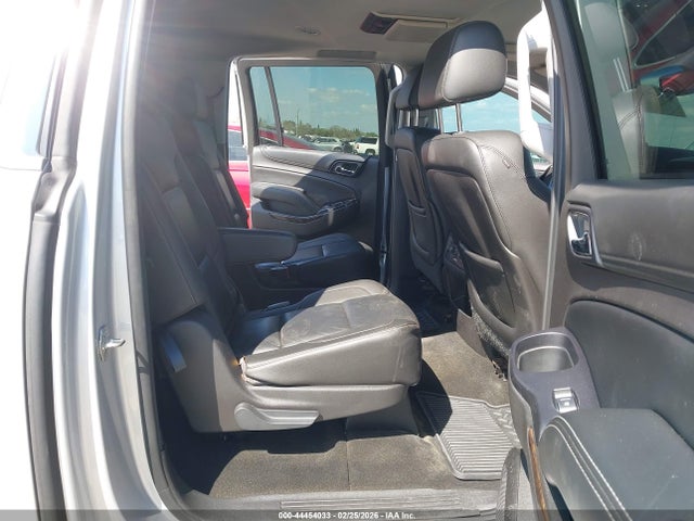Chevrolet Suburban 1500 Lt