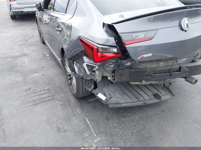 Acura ILX