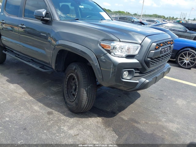 Toyota Tacoma Sr5 V6