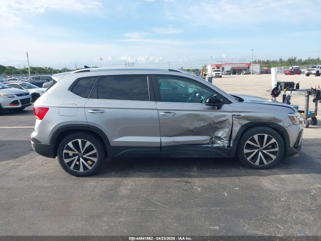 Volkswagen Taos 1.5t Se