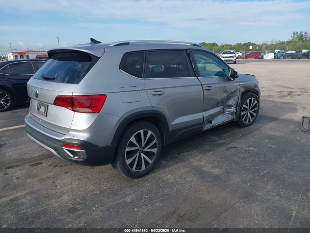 Volkswagen Taos 1.5t Se