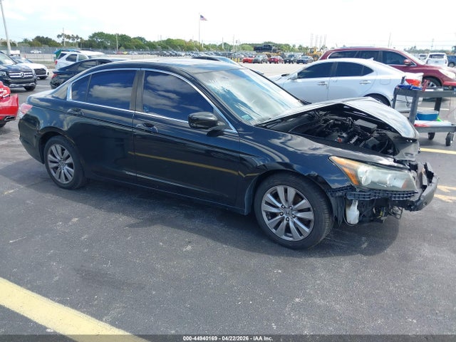 Salvage Honda Accord Image