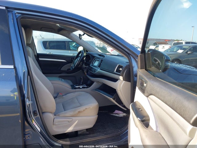Toyota Highlander Le