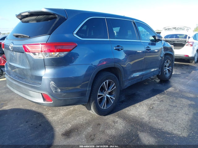 Toyota Highlander Le
