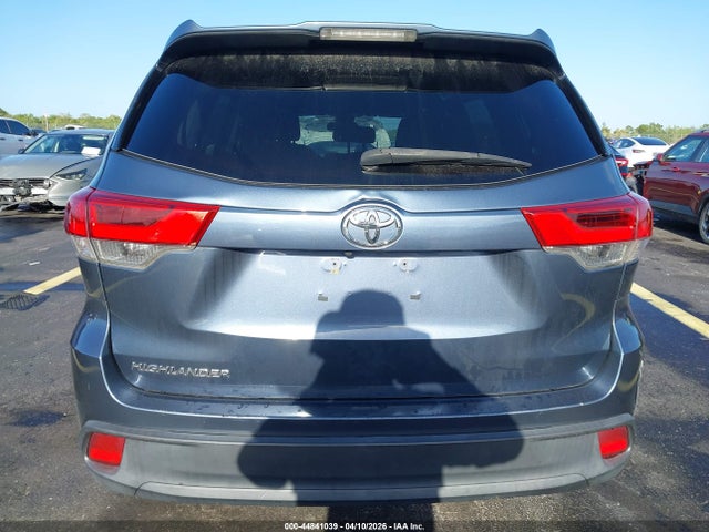 Toyota Highlander Le