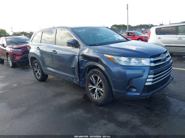 Toyota Highlander Le