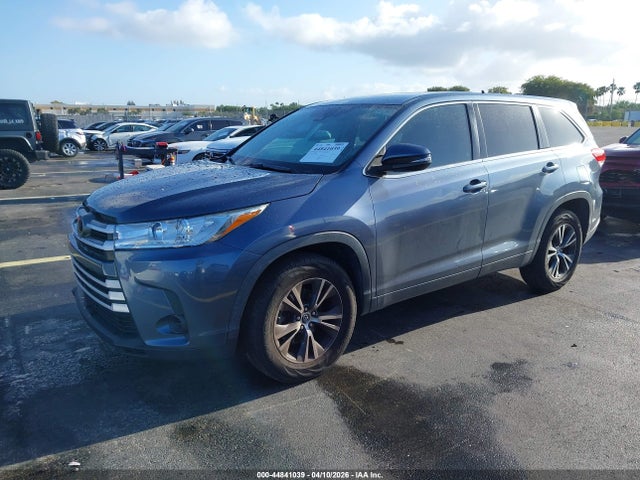 Toyota Highlander Le