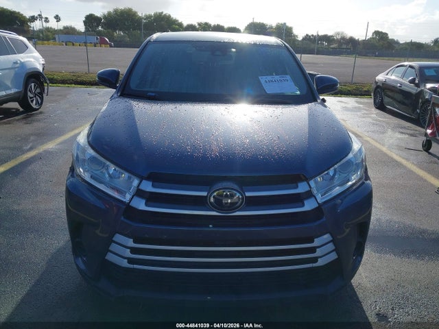 Toyota Highlander Le