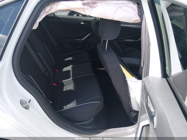 Volkswagen Jetta 1.5t Sport
