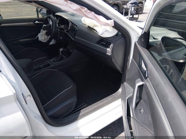 Volkswagen Jetta 1.5t Sport