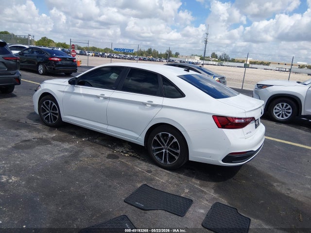 Volkswagen Jetta 1.5t Sport