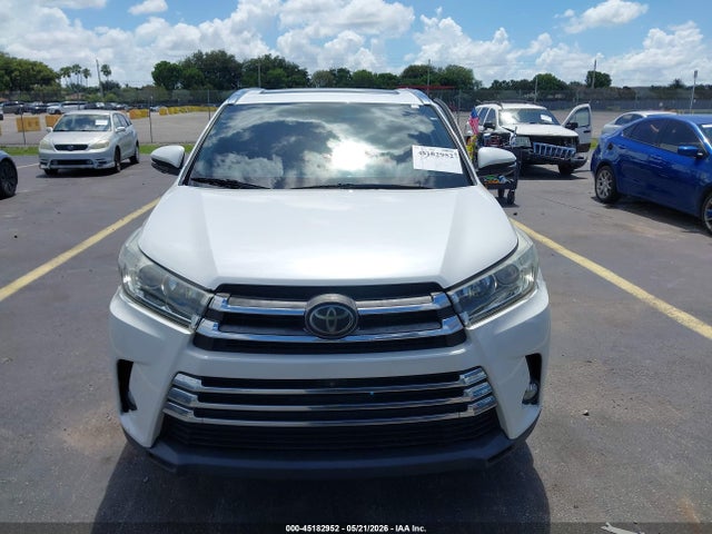 Toyota Highlander Limited Platinum