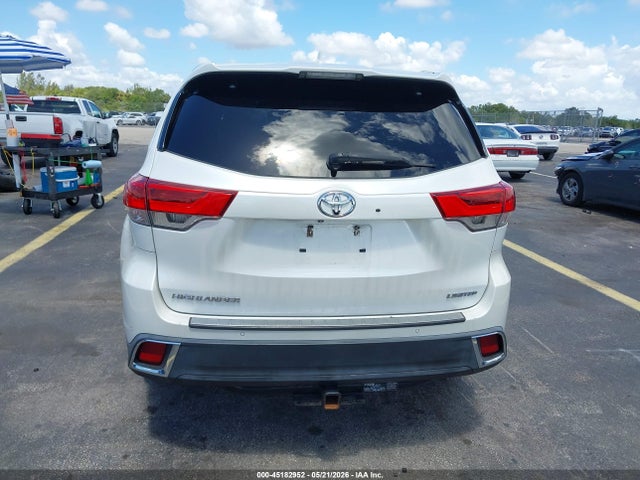 Toyota Highlander Limited Platinum