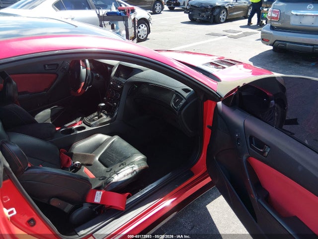 Hyundai Genesis 3.8 Grand Touring