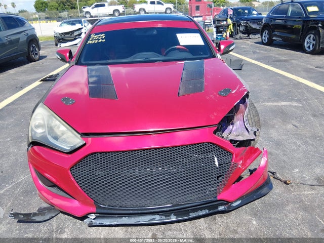 Hyundai Genesis 3.8 Grand Touring