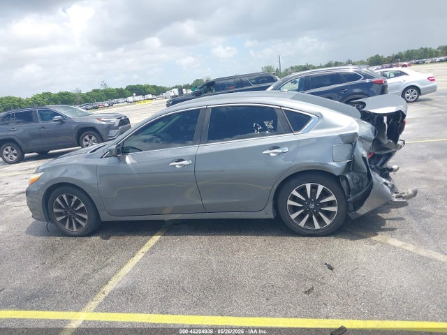 Nissan Altima 2.5 Sv