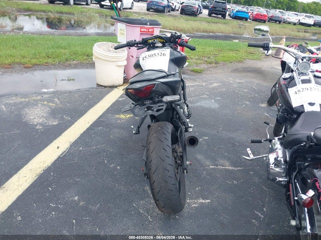 Yamaha Mt-03