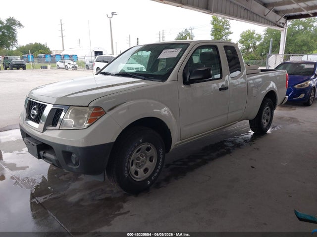 Nissan Frontier S