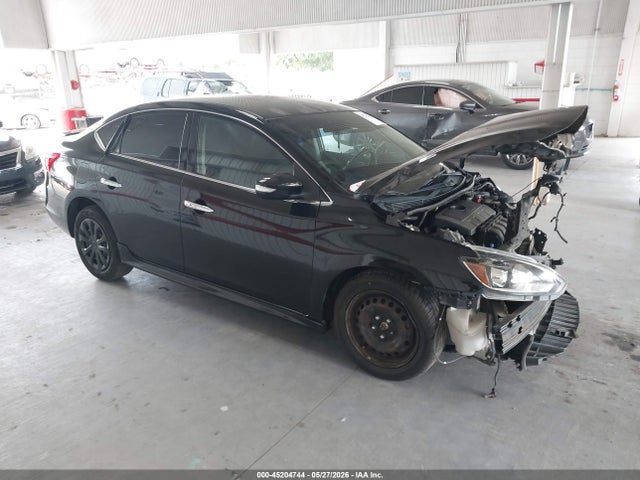 Salvage Nissan Sentra Image