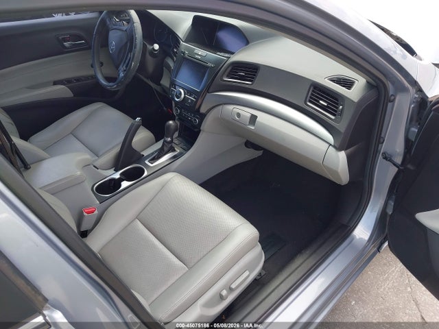 Acura ILX