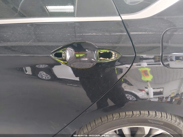 Hyundai Genesis 3.8